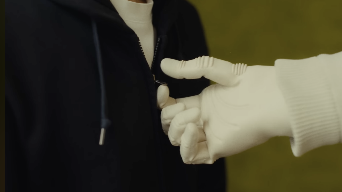 The more I watch the new NEO robot video the creepier it gets